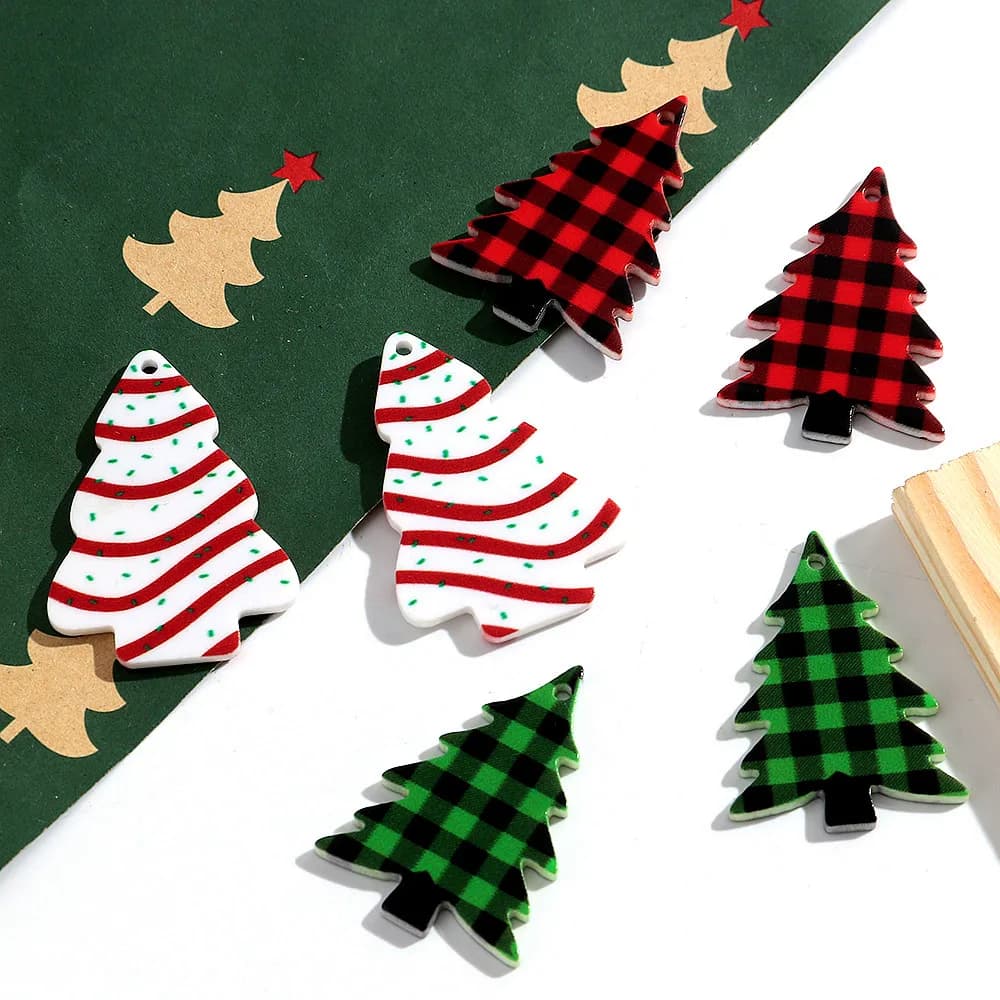 10pcs/lot Christmas Tree Acrylic Charms Snow Green Red Pendant for DIY Handmade Jewelry Making Earring Keychain Accessories