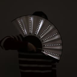 Glow Folding Led Fan Dancing Light Wedding Halloween Christmas Festival Accessories Built-in Battery In The Dark Party Supplies