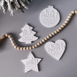 1pc Christmas Heart Round Tree Star-Shaped Hanging Ornament Silicone Mold DIY Cement Plaster Clay Craft for Home Decor Gift
