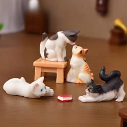 6PCS Cute Miniature Cats, Mini Cat Figurines Landscape Lovely Cats Figurines Fairy Home Garden Animals Kitten Adorable Christmas