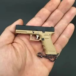 1:3 Model Keychain Metal Mini Tactical Key Chain Tiny Pendant for Decorative Ornament Collection Christmas Gift for Men Army Fan