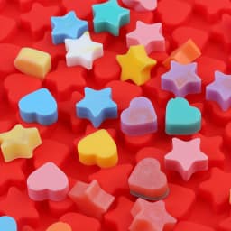 1Pc Candy Mold Christmas Silicone Mold Heart Star Chocolate Mold, Food-Grade Mini Gummy Mold for Baking, Cookies, Pudding, Jelly, Dog Biscuit Mold