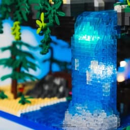 City Architecture Building Blocks Mini Tree House Peach Blossom Pond With Light Set Children Toy Holiday Christmas Gift
