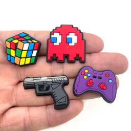 Pac-Man 17-piece cute game-themed shoe charms, detachable, a cute gift for friends, fun gift, Christmas gift