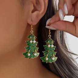 Festive Rhinestone Christmas Tree Drop Earrings for Women Green Red Enamel Star Dangle Holiday Party Statement Jewelry Gift
