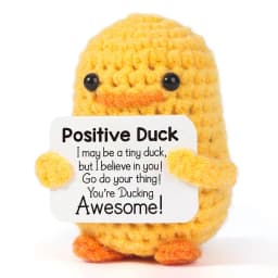 1 Piece of Mini Positive Energy Crochet Animal, Fun and Inspirational Birthday Gift for Women, Men, Friends, and Colleagues, in the Shape of a Shark, Duck, or Cat, Comes with a Positive Energy Card, Warm and Cute Decoration for Birthdays, Christmas, and Valentine's Day