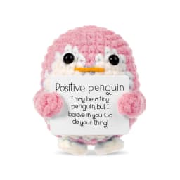 1 Piece of Mini Positive Energy Crochet Animal, Fun and Inspirational Birthday Gift for Women, Men, Friends, and Colleagues, in the Shape of a Shark, Duck, or Cat, Comes with a Positive Energy Card, Warm and Cute Decoration for Birthdays, Christmas, and Valentine's Day