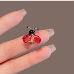 Crystal Bee Mini Animal Red Color Rhinestone Brooch Pins Party Wedding Girl Friend Christmas Gifts
