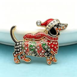 Wuli&baby Lovely Christmas Dog Brooches For Women Unisex 2-color Rhinestone Dachshund Animal New Year Party Brooch Pins