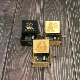 Wooden Anime Figure Music Box The Caribbean Creative Birthday Christmas Valentine's Day Gift