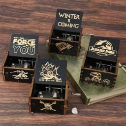 Wooden Anime Figure Music Box The Caribbean Creative Birthday Christmas Valentine's Day Gift