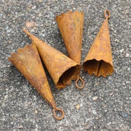20pcs Rusty Bells for Christmas Vintage Rusty Heart Christmas Tree Shape Decoration Accessories Christmas Party Holiday Bell