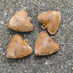 20pcs Rusty Bells for Christmas Vintage Rusty Heart Christmas Tree Shape Decoration Accessories Christmas Party Holiday Bell