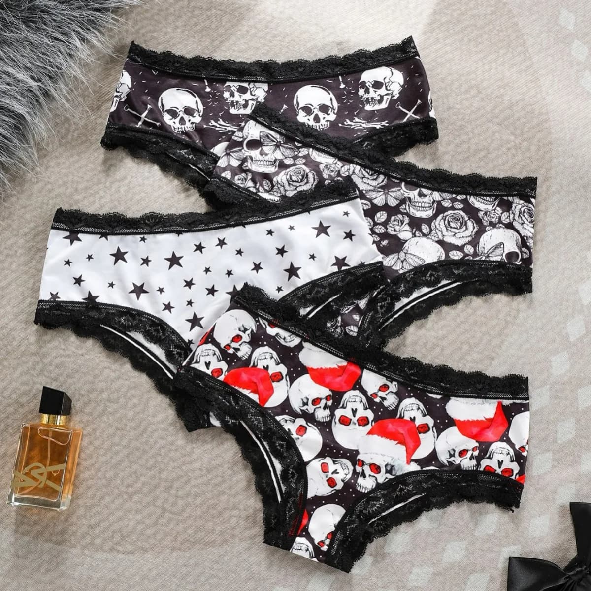 4Pcs Comfortable Breathable Women's Panties Women Sexy Lace Briefs Dark Skull Fashion Print Christmas Female Underpants