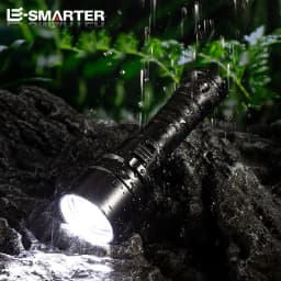Powerful LED Diving Flashlight Super Bright T6/L2 Professional Underwater Torch IP68 Waterproof Rating Lamp Using 18650 Battery