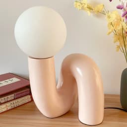 Postmodern Retro Resin Desk Lamp Fashionable Atmosphere Bedroom Bedside Table Lamp Glass Ornament Desk Lamp Artistic Desk Lamp