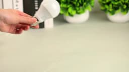 10PCS E27 E14 B22LED Bulb AC220V 3W 6W 9W 12W 15W 18W 20W 6500K/4000K/3000K LED Light Bulb Suitable for Living Room Home Indoor