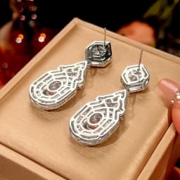 Vintage Glamorous Ruby Red Emerald Green Crystal Dangle Earrings Geometric Teardrop Shaped Statement Jewelry for Women Party
