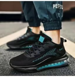 Men Sneakers Breathable Running Shoes Spring New Mesh Male Casual Shoes Trend Soft Bottom Tennis Shoe Outdoor Non Slip Men Shoes
