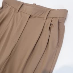 Pocketed suit pants with pleats, cool feeling, versatile wide-legged, long pants, casual, straight-cut, elastic waist