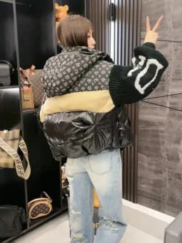New Trendy Brand Denim Patchwork Hooded Down Jacket for Women's Knitted Sleeves, Letter Flower Thickened White Duck Down Jacket