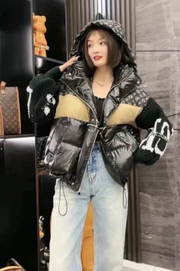 New Trendy Brand Denim Patchwork Hooded Down Jacket for Women's Knitted Sleeves, Letter Flower Thickened White Duck Down Jacket