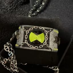 Anime Ben 10 Cosplay Ben Tennyson Omnitrix Bracelet Leather Punk Hip Hop Hand Chain Fashion Bangles Unisex Party Props
