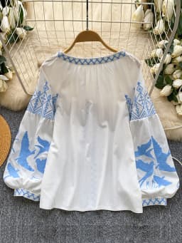 Women Autumn Blouse Bohemian Heavy-Duty V-Neck Embroidered Blouse Korean Long Sleeve Loose Fit Tassel Design Ethnic Top BL338