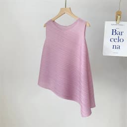 Miyake Elegant Pleated Vest Women's Summer New Irregular Loose Slimming T-shirt Stylish Top Ins Chinese Design Sense Pressure