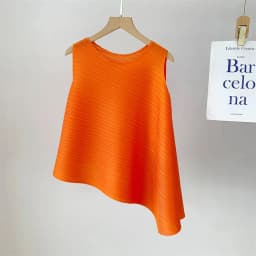 Miyake Elegant Pleated Vest Women's Summer New Irregular Loose Slimming T-shirt Stylish Top Ins Chinese Design Sense Pressure
