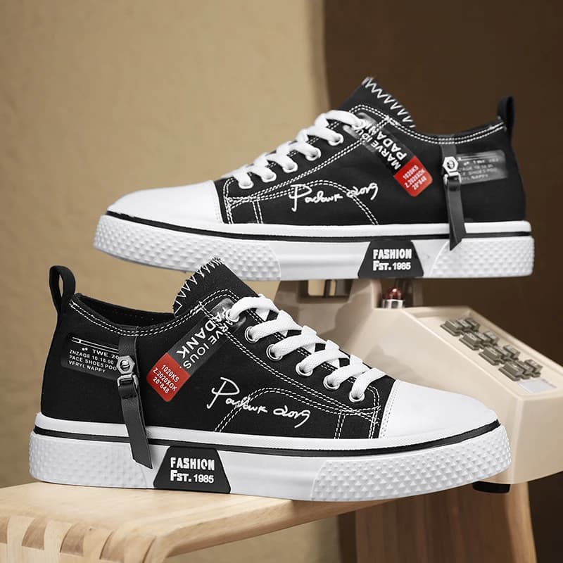 Men's Plus Size Casual Canvas Shoes Summer Soft-Sole Non-Slip Outdoor Walking Shoes Fashion Youth Sports Board Shoes Flat Shoes