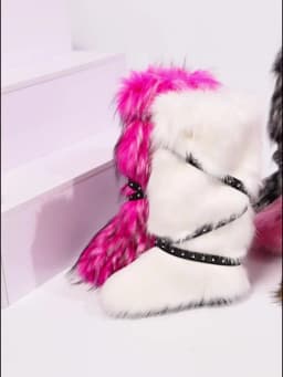 Winter Fur New Design Onepiece Raccoon FurFemale Snow Boots Fur shoes OutdoorMid Leg Boots y2k Cool Pink Girl