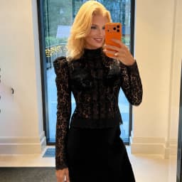 Tuularose Luxury Lace Blouse Fashion Lace Print Single Breasted Slim Shirt Vintage Elegant Party Looks Summer Women Blouse Tops