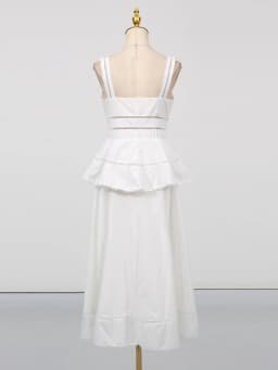 TWOTWINSTYLE Hollow Out Elegant Set For Women Square Collar Sleeveless Vest Casual Skirt White Two Piece Sets Female Fahion