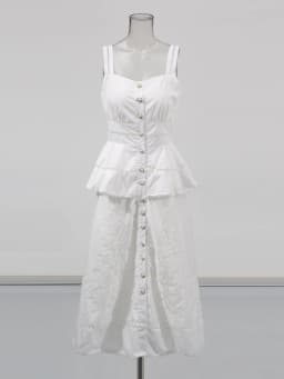TWOTWINSTYLE Hollow Out Elegant Set For Women Square Collar Sleeveless Vest Casual Skirt White Two Piece Sets Female Fahion