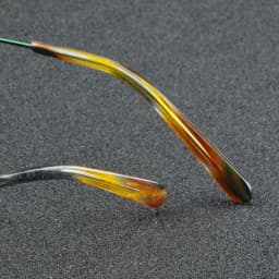 New Retro Round Men's And Women's Eyeglass Frames Made Of Sheet Metal Ultra Light Metal Optical Prescription Frame 56012