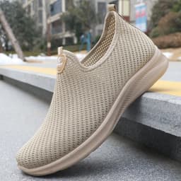 2025 Men's Shoes Casual Sneakers Spring Summer Breathable Soft Sole Lightweight Affordable Lazy Sneakers Men's Shoes