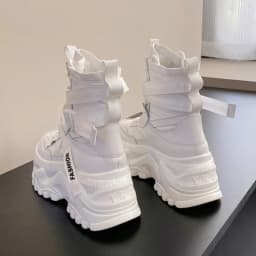 New Platform Sneakers Women Cross Lace Up Light Casual Shoes Fashion Designer Vulcanized Shoes Casual Brand Ladies Short Boots