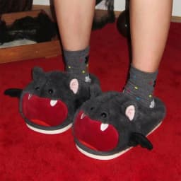 New Grumpy Bat Slippers Fuzzy Winter Shoes for Women Warm Furry Mules Home Slipper Woman Brand Animal Room Shoes Gift Slippers