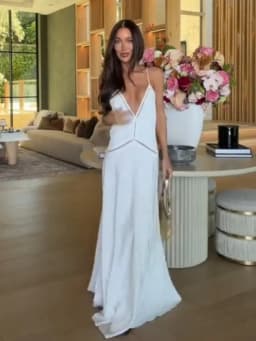 Chic Minimalist Black Long Gown Thin Cami Straps V Neck Elegant Retro Women Dresses Summer Party Casual Chic Streetwear
