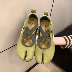 Women's 2026 New Tabi Ballet Flats Cross Strap Buckle Soft Leather Casual Shoes for Women Daily Outdoor Street Wear All Seasons