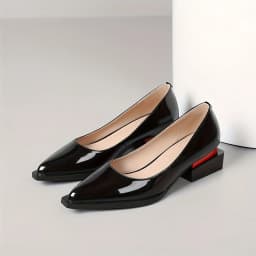 Women's New Pointed Patent Leather Mid Heel Oversized Comfortable Casual Retro Work Single Shoe