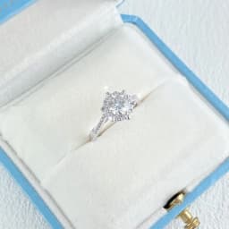 NeeTim 0.5 1CT Moissanite Sparkling Rings Wedding Band for Women 925 Sterling Silver with Plated 18k White Gold Promise Ring