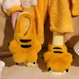 Cute Cartoon Fluffy Slippers For Women Men Winter Warm Shoes Soft Plush Big Paw Anti-slip Couples Indoor Home Cotton Slipper