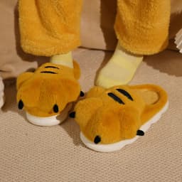 Cute Cartoon Fluffy Slippers For Women Men Winter Warm Shoes Soft Plush Big Paw Anti-slip Couples Indoor Home Cotton Slipper