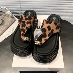 New Women Summer Bling Chunky Slippers High Platform Flip Flops 8CM Wedge Heels Slides Leopard Clip Toe Sandals Beach Slippers