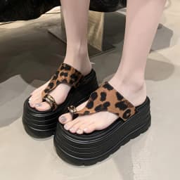 New Women Summer Bling Chunky Slippers High Platform Flip Flops 8CM Wedge Heels Slides Leopard Clip Toe Sandals Beach Slippers