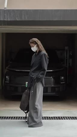 RZIV Fashionable Design Slanted Placket and Back Slit Coats, Loose Fitting Suit, Slimming Jacket for Women