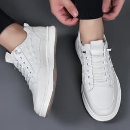New Autumn Winter Men Sneakers Casual Genuine Leather Outdoor Sport Men Trekking Leather Shoes Climbing Hunting Vulcanize Shoes