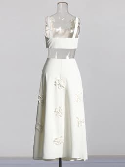 TWOTWINSTYLE Spliced Appliques Two Piece Set For Women Square Collar Sleeveless Top High Waist A Line Skirt Solid Sets Female